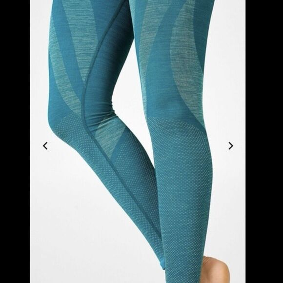 Fabletics Women's High Waisted Seamless Dot Tight Leggings XS Teal Blue - Picture 2 of 11